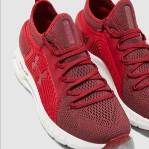 Under Armour HOVR Phantom SE